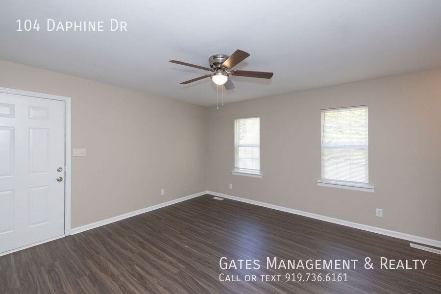 104 Daphine Dr - Photo 7 of 24