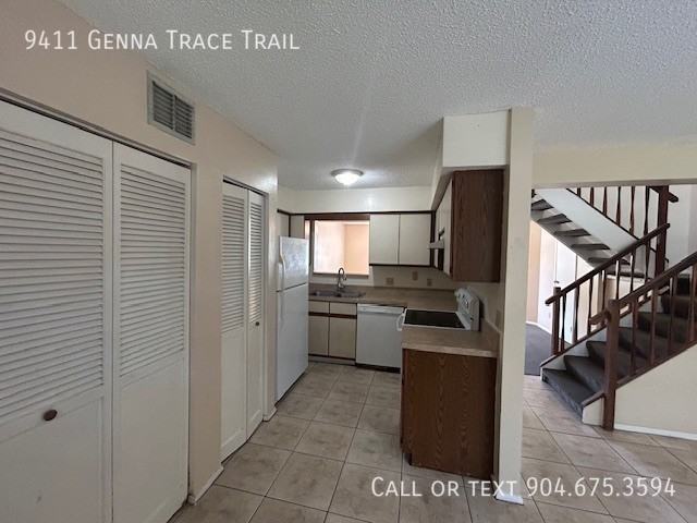 9411 Genna Trace Trl - Photo 4 of 12