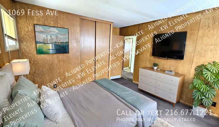 1069 Fess Ave - Photo 6 of 21