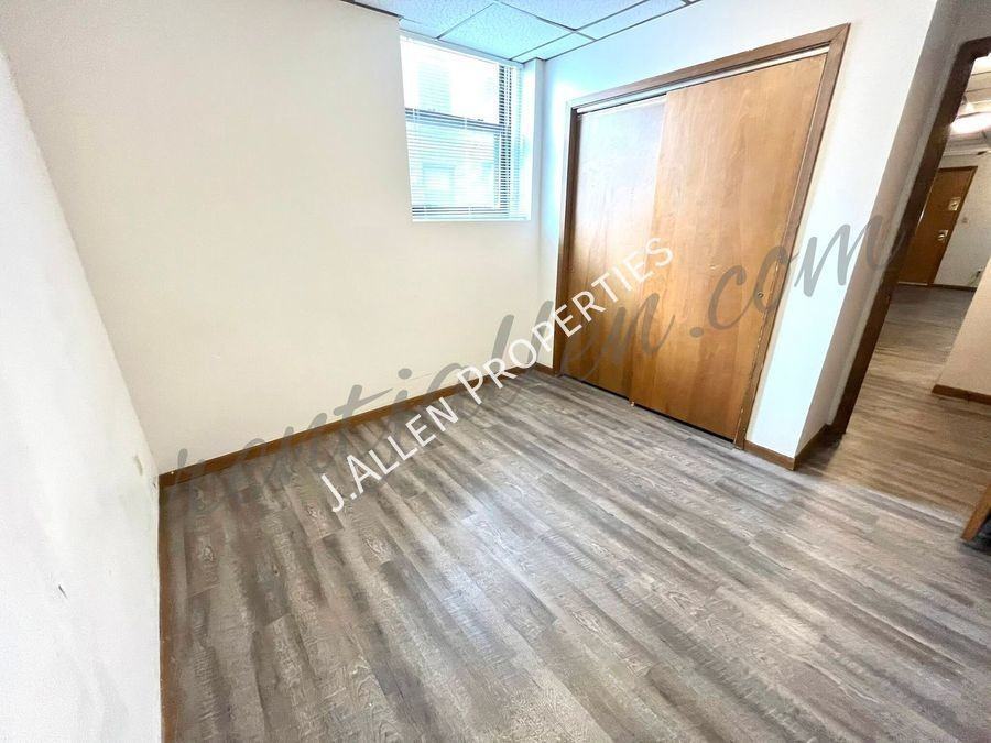 313 N 12th St #116 - Photo 4 of 7