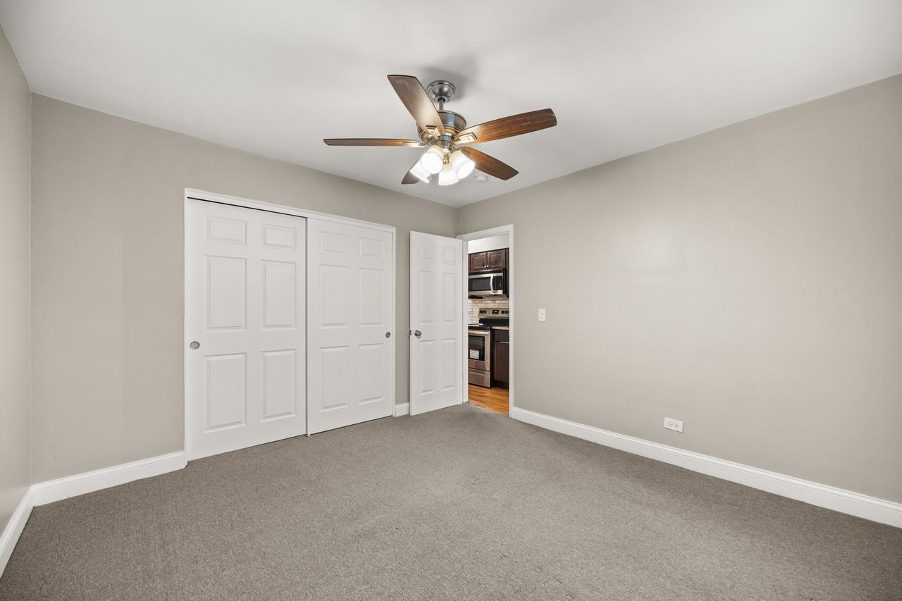 6634 W Windsor Ave #8 - Photo 6 of 10