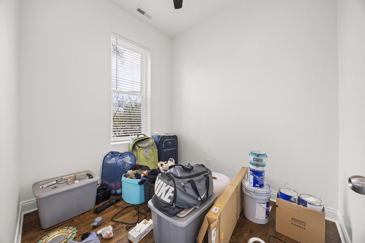 2228 S Wood St #2 - Photo 7 of 12