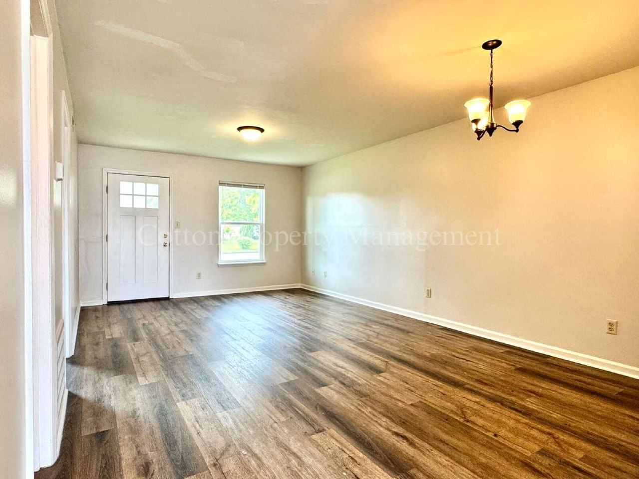 315 S Dudley St #12 - Photo 6 of 22