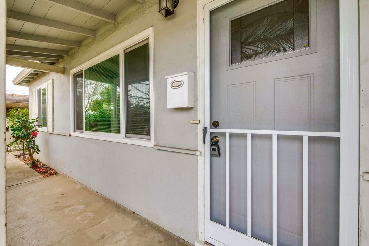 1778 Balsa Ave - Photo 5 of 44