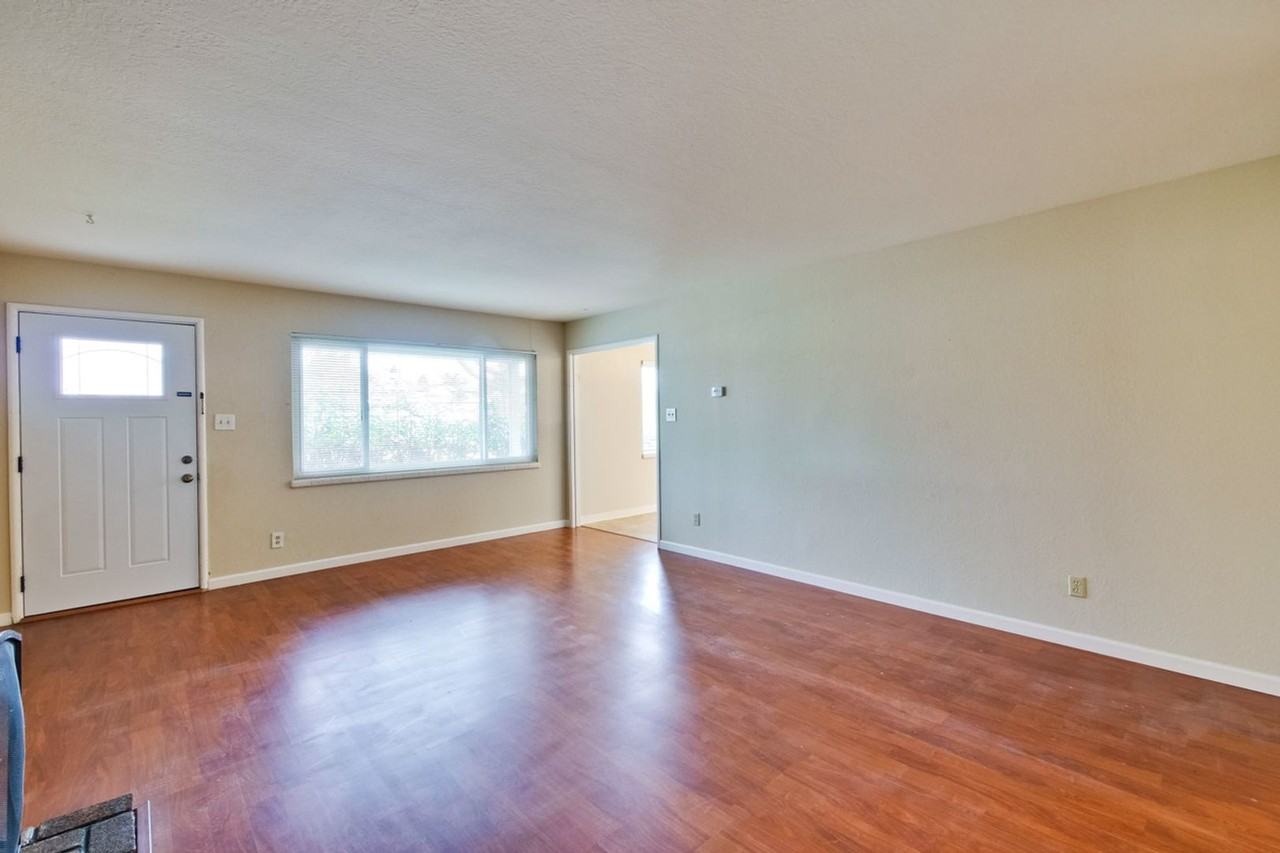 1778 Balsa Ave - Photo 7 of 44