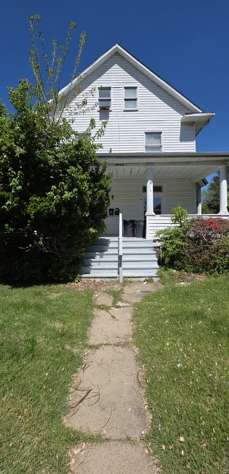 3702 Chesholm Rd #1 - Photo 4 of 13