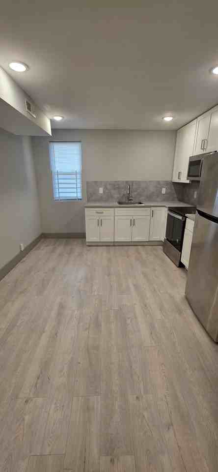 533 N Belnord Ave #B - Photo 6 of 10