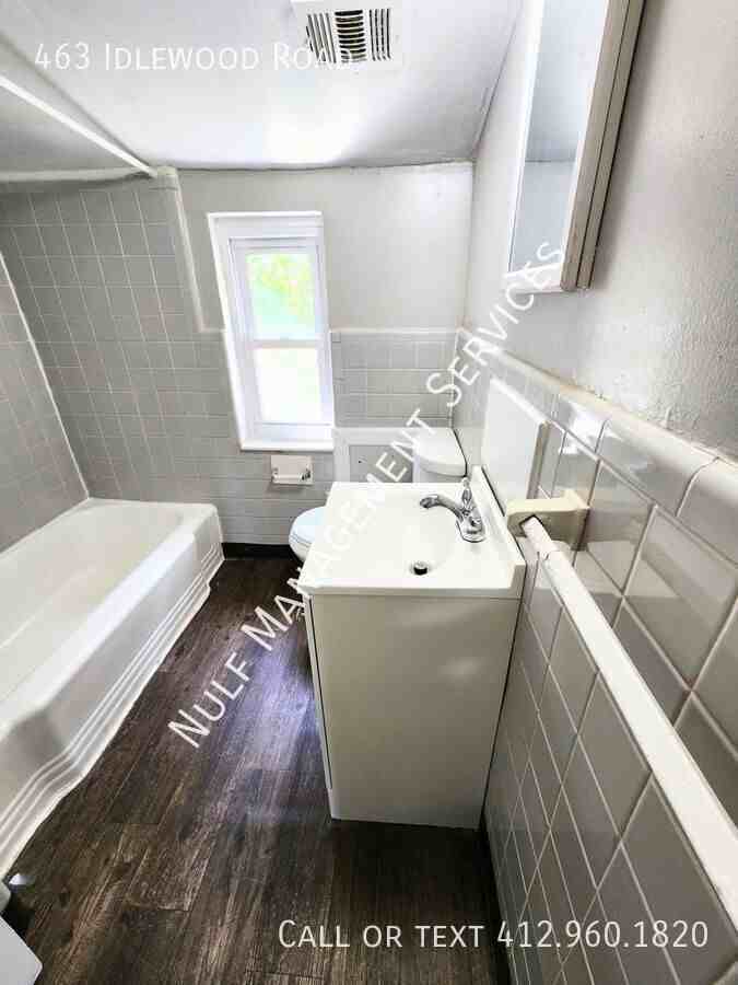 463 Idlewood Rd - Photo 5 of 10