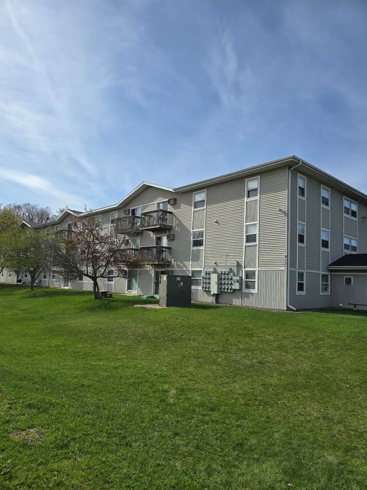 Nekoosa Apts. LLC - Photo 2 of 22