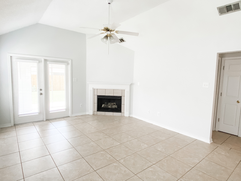 405 Belle Chase Ct S - Photo 3 of 19