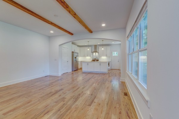 324 Queen Ave #A - Photo 7 of 23