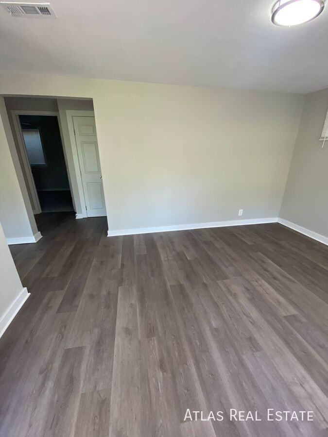 4807 Nw Homestead Rd - Photo 3 of 11