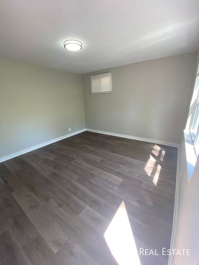 4807 Nw Homestead Rd - Photo 4 of 11
