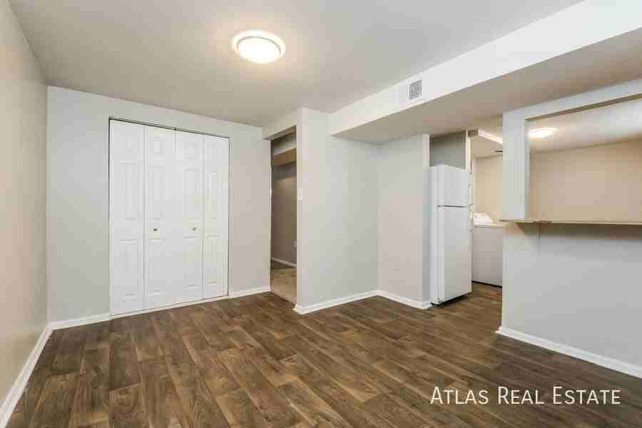 4030 Kalamath St - Photo 4 of 17