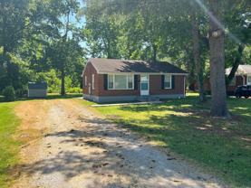 3204 Donald Dr - Photo 1 of 1