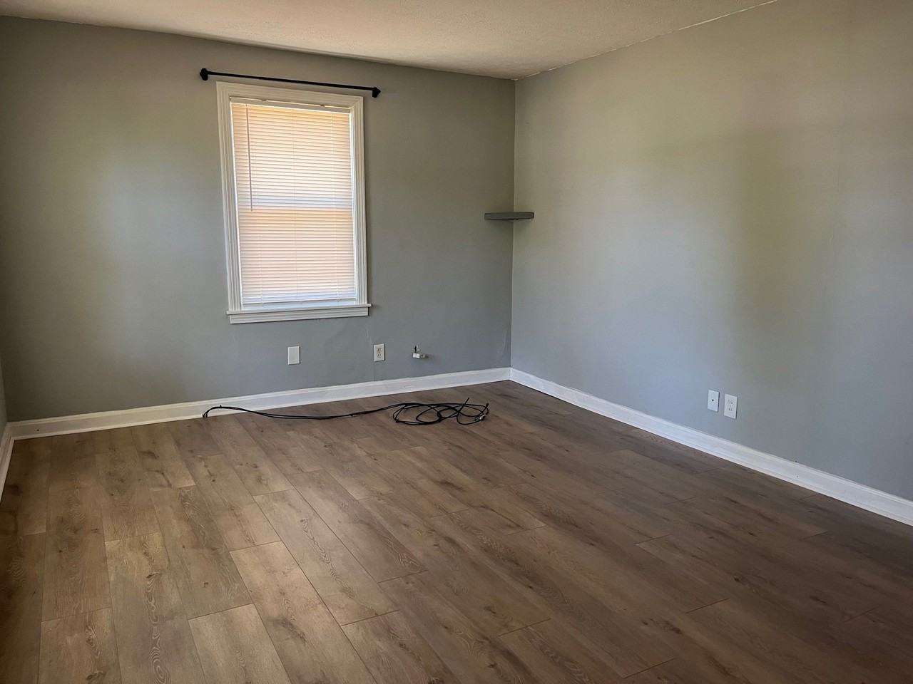 3204 Donald Dr - Photo 6 of 16