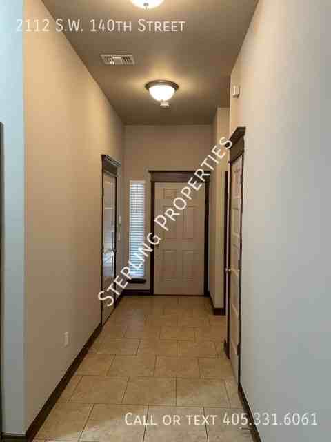 2112 Sw 140th St - Photo 3 of 36