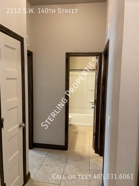 2112 Sw 140th St - Photo 4 of 36