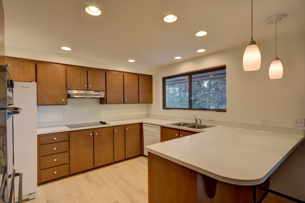 2172 Madrona Way - Photo 3 of 25