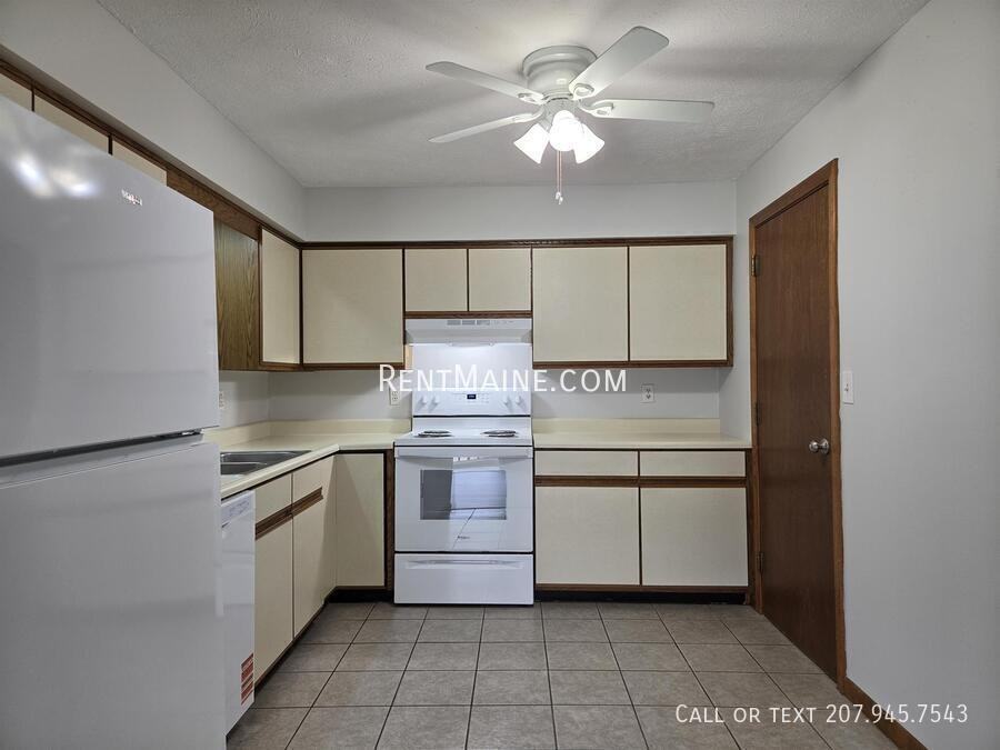 6 Hartley St #1 - Photo 5 of 21