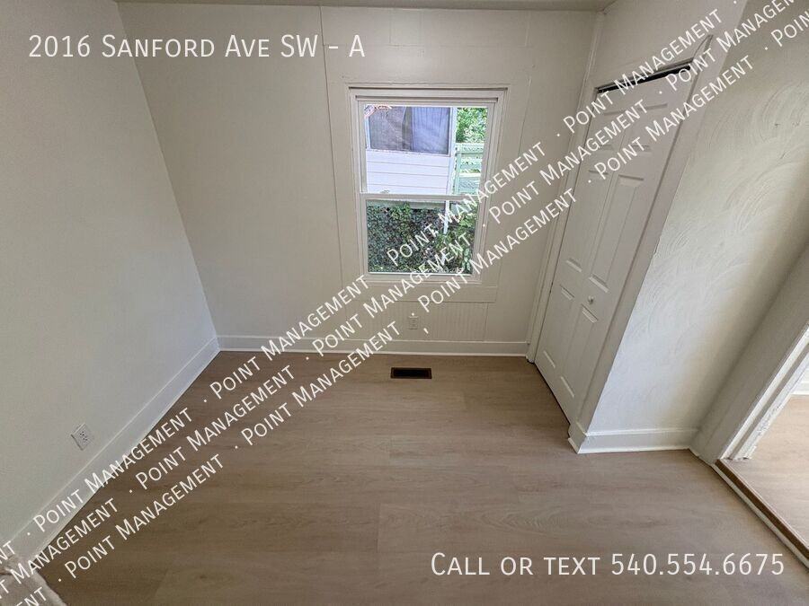 2016 Sanford Ave Sw #A - Photo 5 of 15