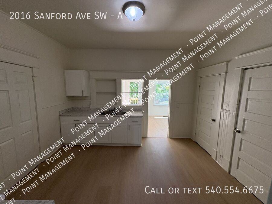 2016 Sanford Ave Sw #A - Photo 7 of 15