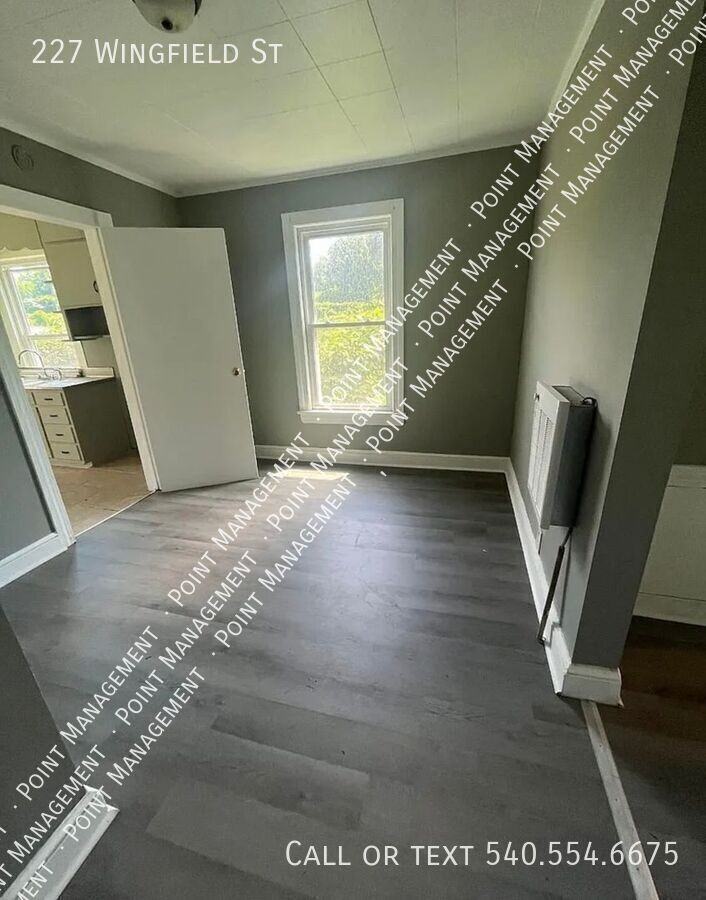 227 Wingfield St - Photo 6 of 11