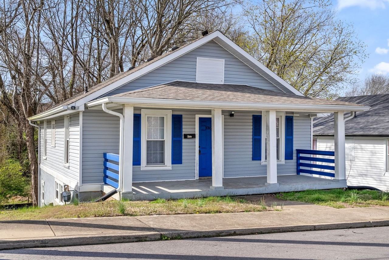 1016 Coulter St - Photo 4 of 27