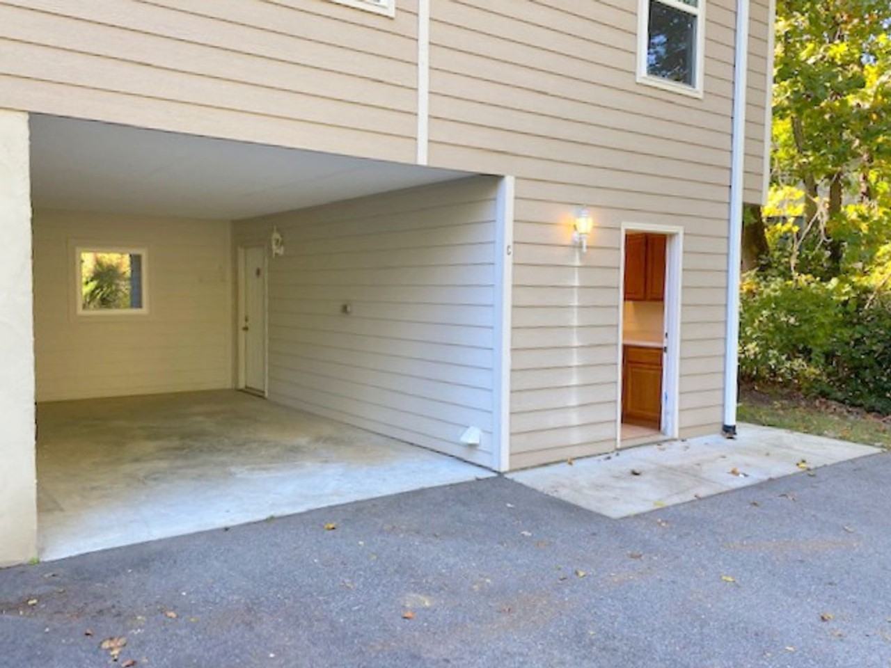 24 Triple H Dr - Photo 2 of 10