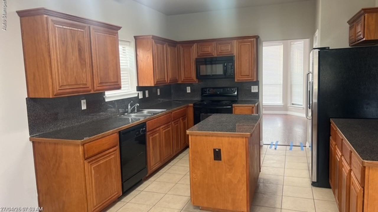 1509 Weeping Willow Ln - Photo 4 of 46