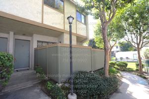 featured image of 2000 W Palmyra Ave #32