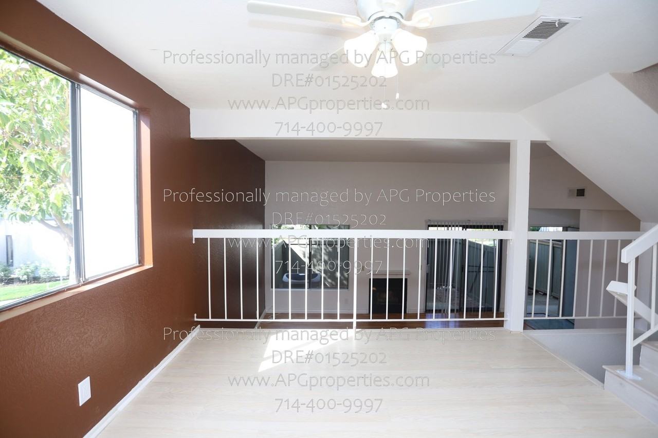 2000 W Palmyra Ave #32 - Photo 3 of 31