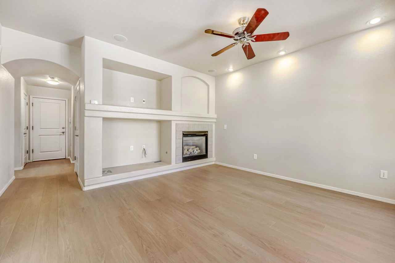 9203 W 107th Pl - Photo 2 of 28
