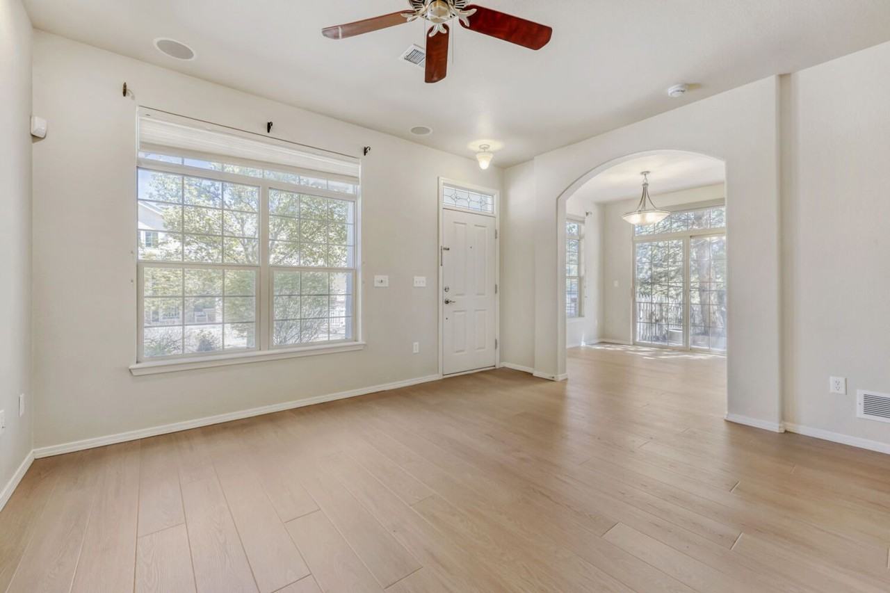 9203 W 107th Pl - Photo 4 of 28