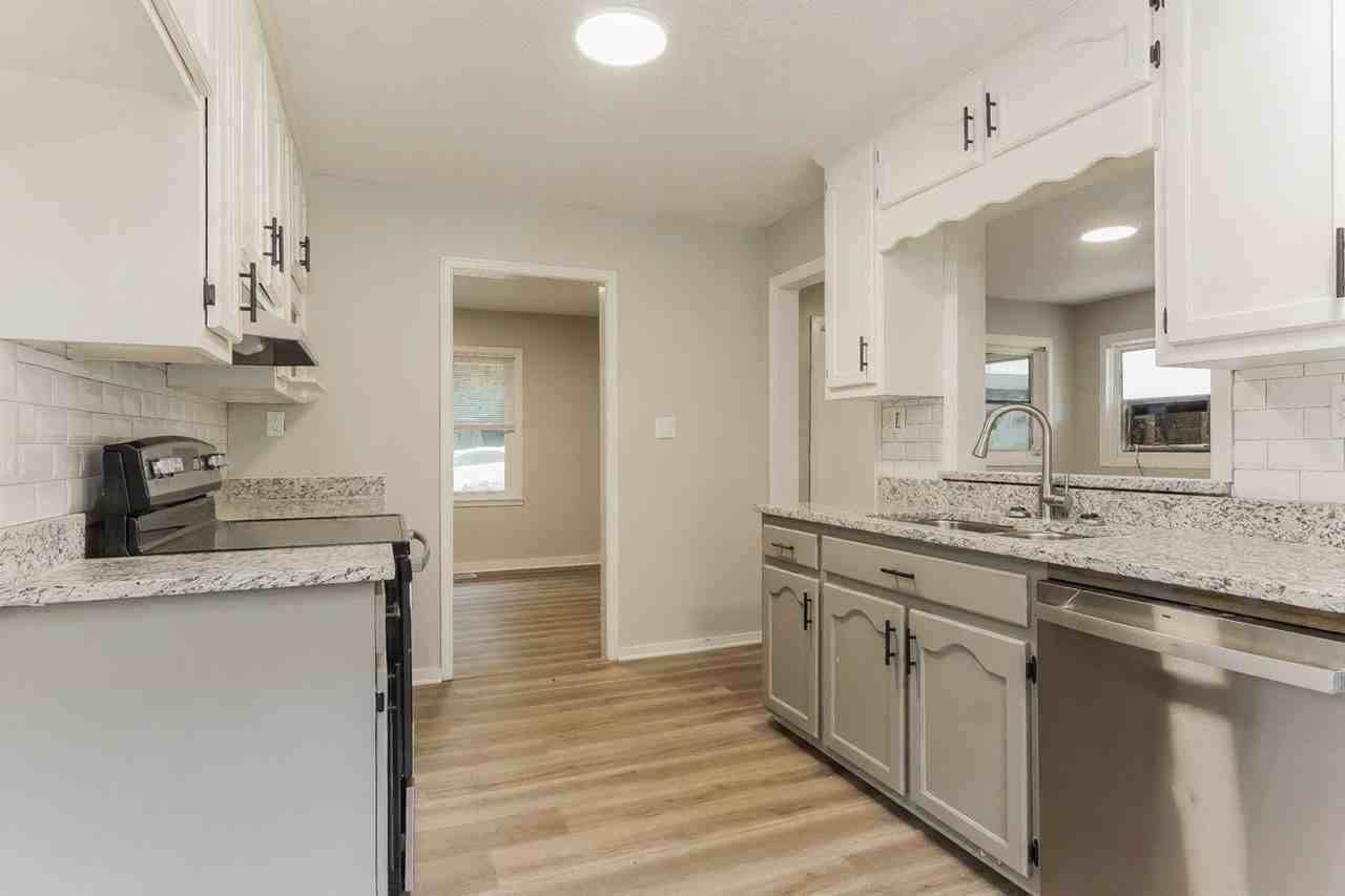 1533 Choctaw Dr - Photo 6 of 19