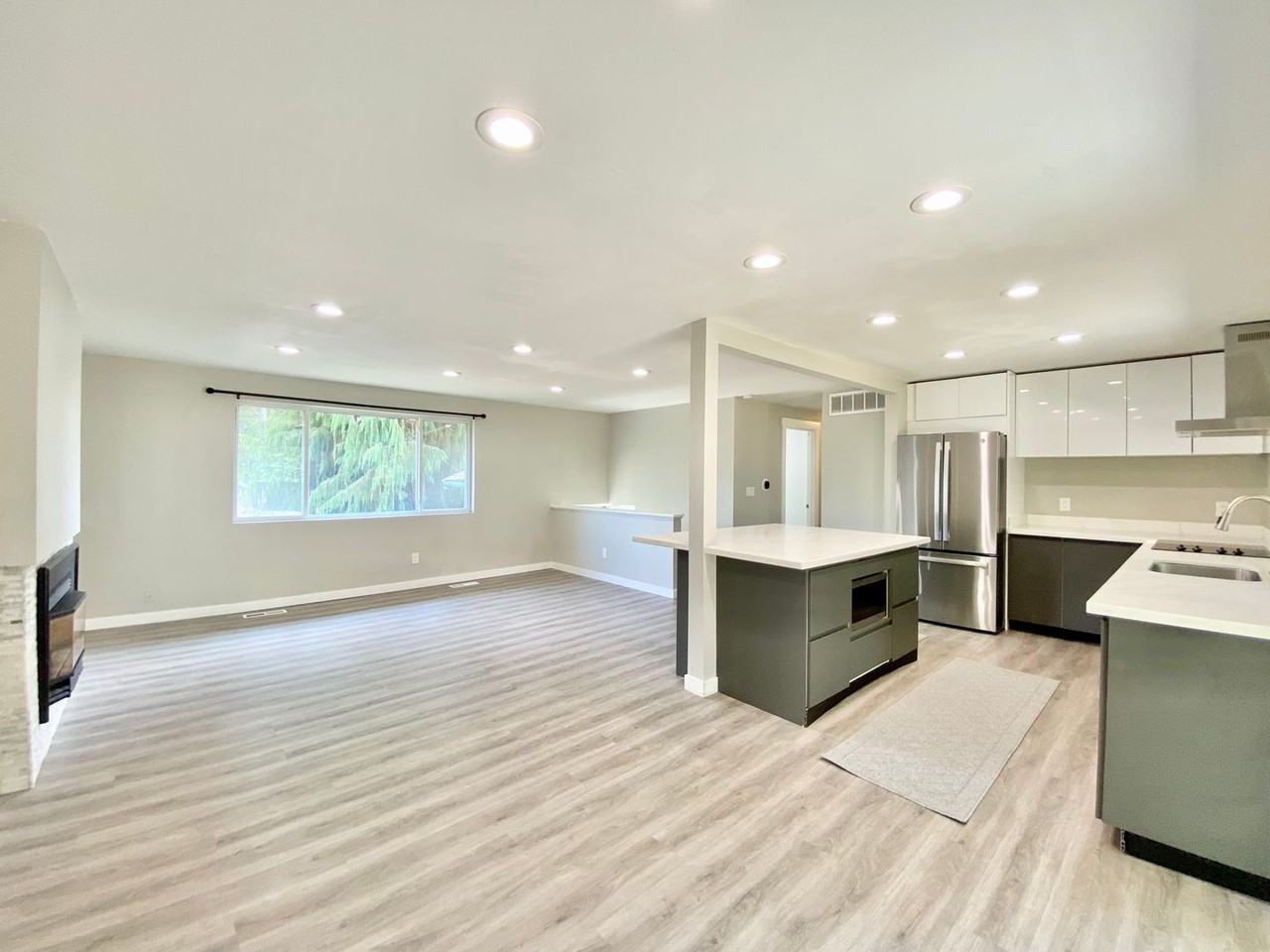 15834 Se 4th St - Photo 5 of 20