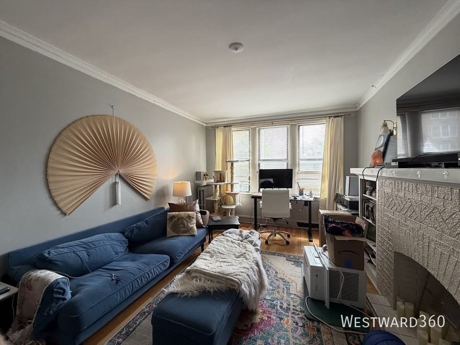 6051 N Hermitage Ave #1 - Photo 5 of 13