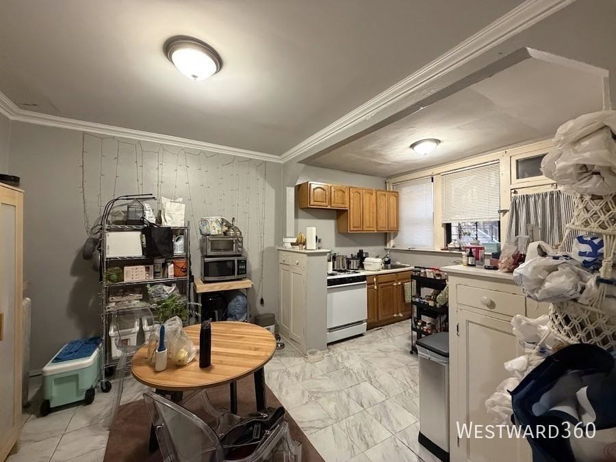 6051 N Hermitage Ave #1 - Photo 7 of 13