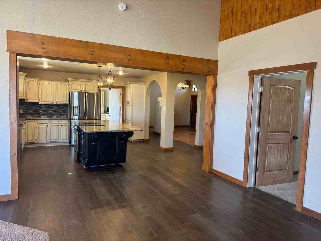 6515 15th Dr - Photo 7 of 26