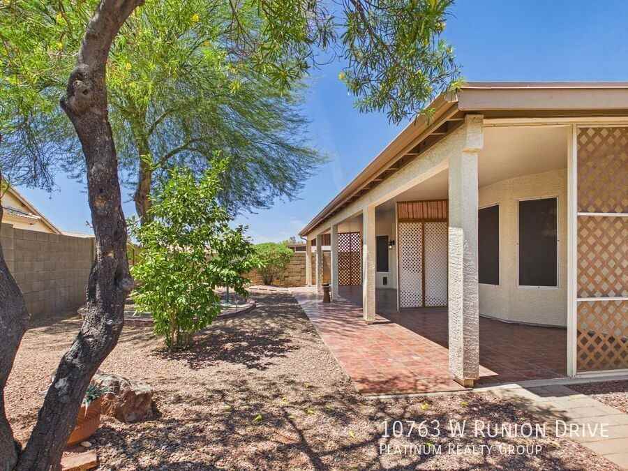 10763 W Runion Dr - Photo 7 of 34