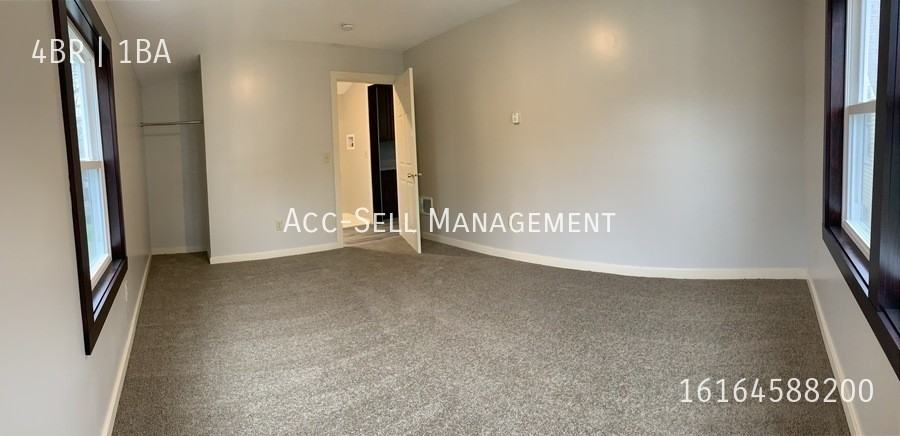 1122 Broadway Ave Nw - Photo 4 of 15