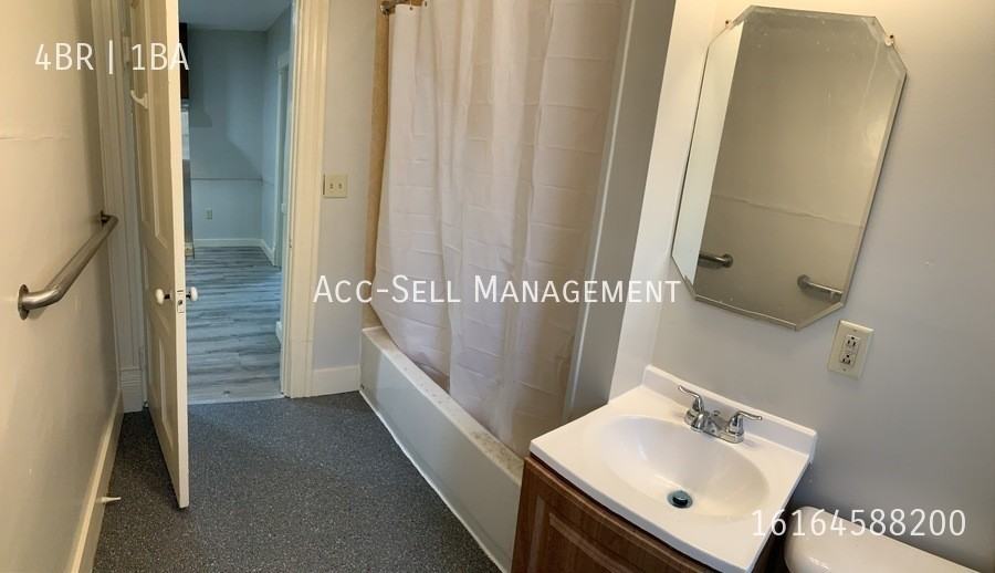 1122 Broadway Ave Nw - Photo 7 of 15