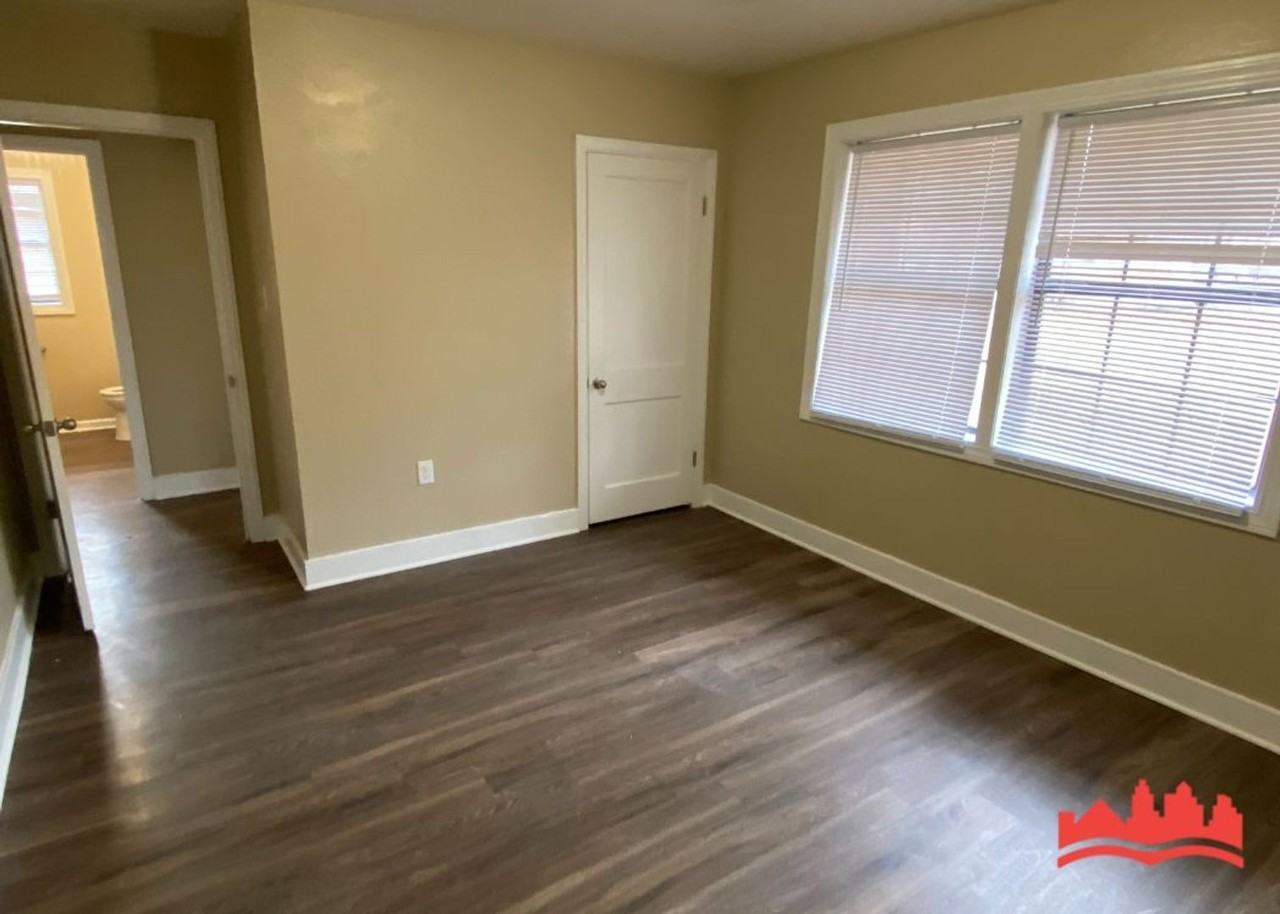 7815 Armour Rd - Photo 6 of 19