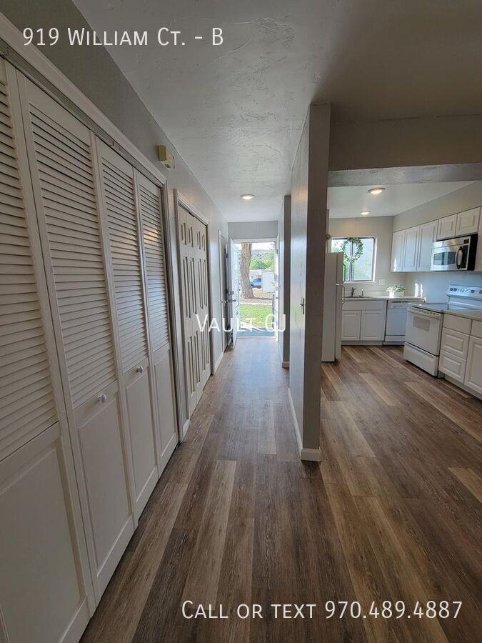 919 William Ct #B - Photo 3 of 12