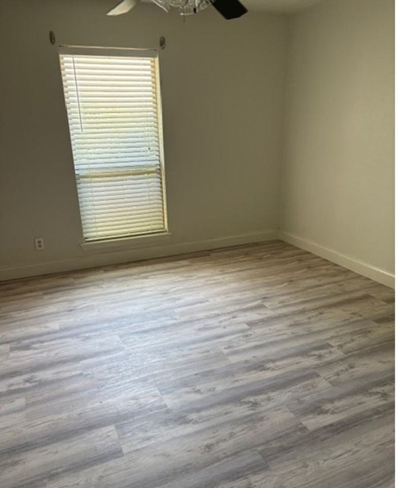 2729 Hurstview Drive - 2729 Hurstview Drive #A - Photo 4 of 21