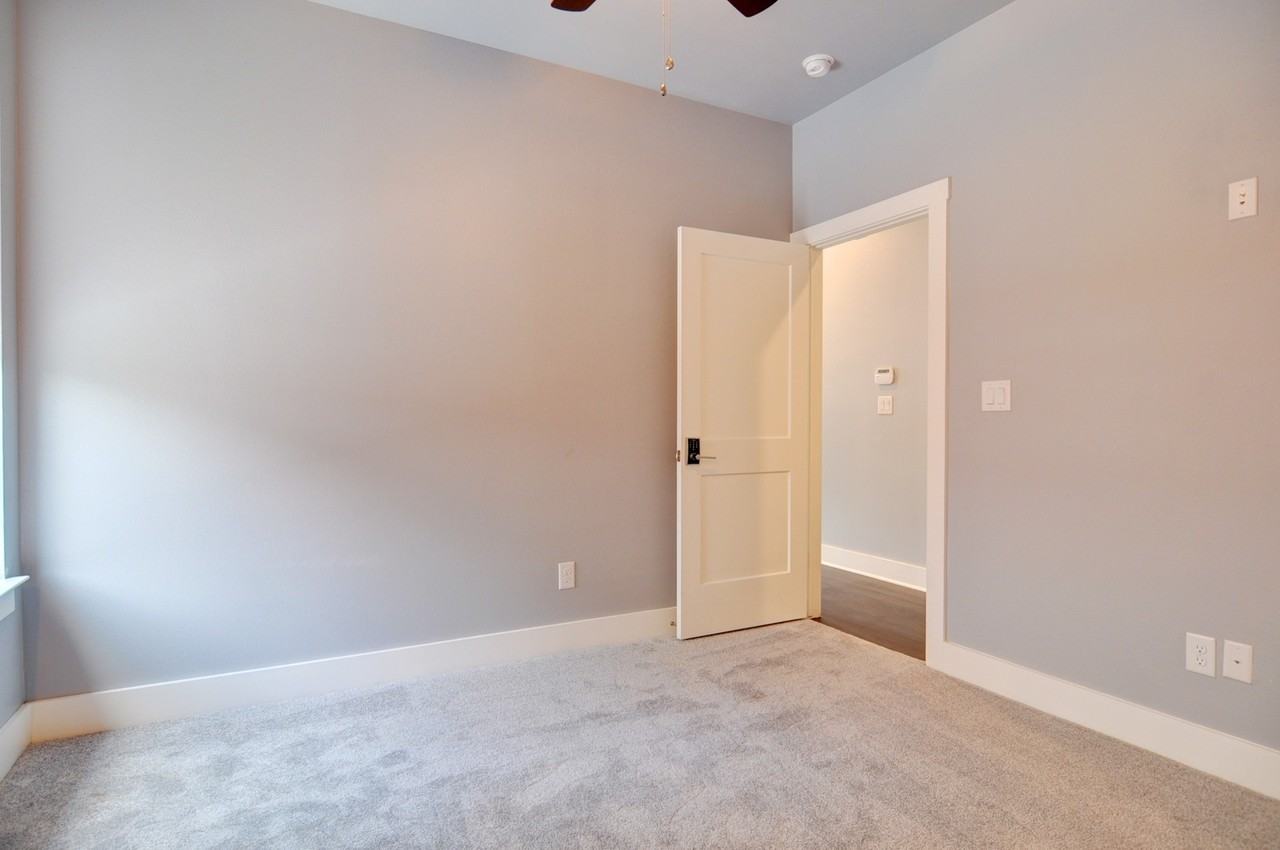2822 Forest Park Blvd #2026 - Photo 7 of 37