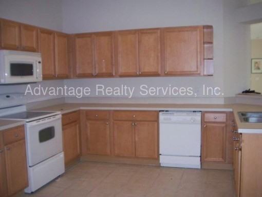 3450 Chapel Creek Cir - Photo 3 of 10