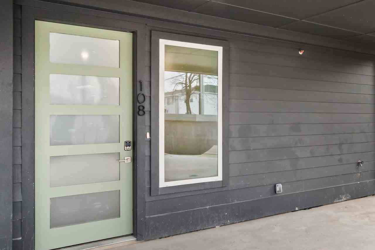 2400 Benbrook Dr   - Full House #108 - Photo 5 of 32