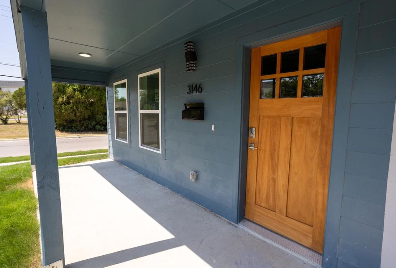 3214 Forest Park Blvd - Photo 3 of 6