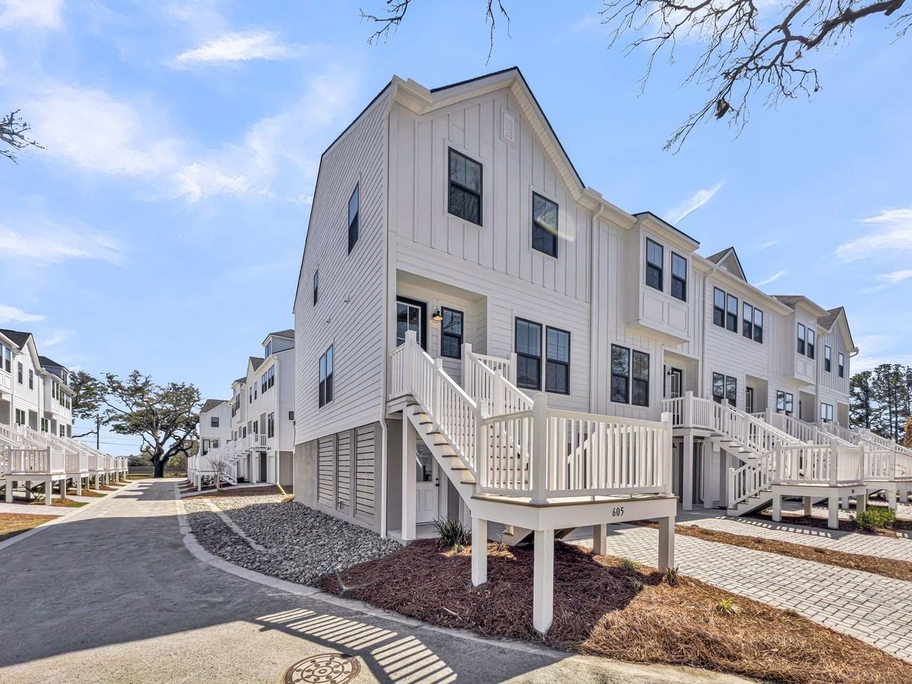 Tides at Park Circle - Photo 2 of 44